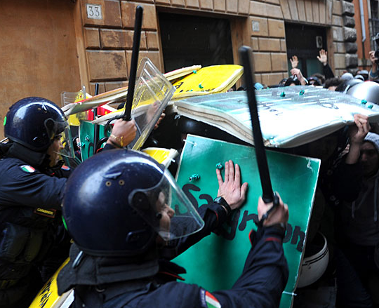 Our novel Q clashes with the coppers in Rome