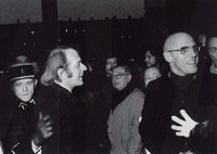 Deleuze e Foucault (al centro, sullo sfondo, Sartre)