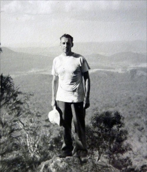 Felice Benuzzi in cima al Mount Barney, 1954