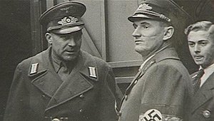 Da sinistra: i caporioni delle SS Odilo Globočnik e Friedrich Rainer. Rispettivamente, un nazista sloveno nato a Trieste e l'ultimo austriaco ad avere governato la città.