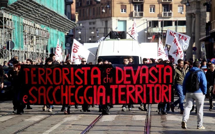 Terrorista è chi devasta i territori