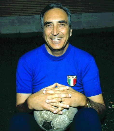 Il cronista sportivo Nando Martellini, vero autore della frase sul chilometro più bello d'Italia.