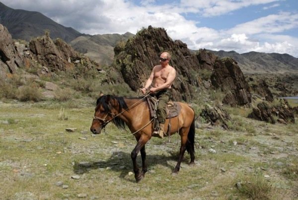 Putin_a_cavallo