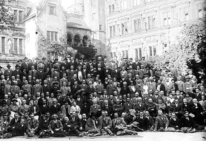 Foto di gruppo dei delegati al congresso SPD di Heidelberg, 1925.