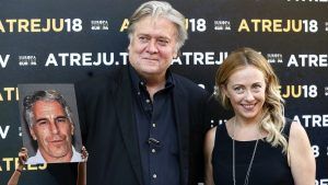 Gli Epstein Files rivelano che le missioni di Bannon in Europa del 2018-2019 erano pagate e supportate da Epstein.