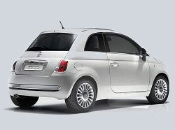 Nuova Fiat 500: fa schifo